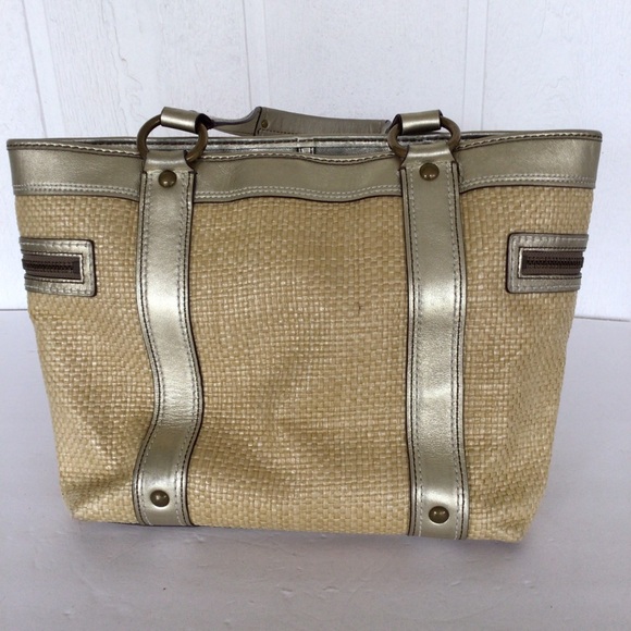 COACH LEGACY METALLIC GOLD AND STRAW HANDBAG - Picture 2 of 13